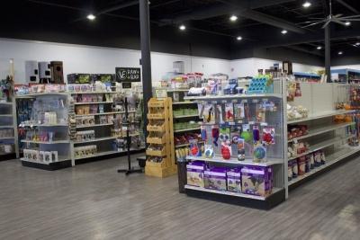 Benson’s Pet Center Opens Store on Ballston Ave.